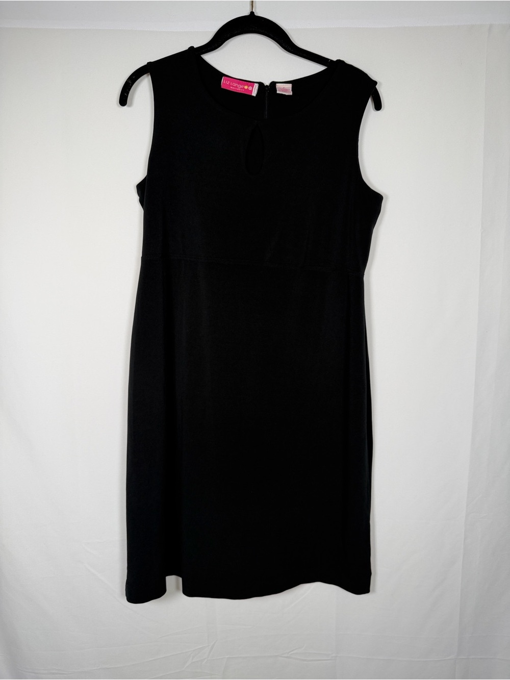Liz Lange Maternity Black Sleeveless Midi Shift Dress